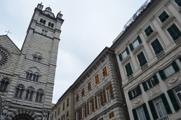 Fototapeta na wymiar Cathedral of Genova and Old Houses