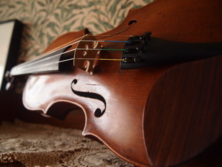 Fototapeta premium 古いヴァイオリン