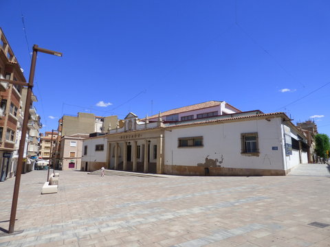 Almansa, localidad española situada  en la provincia de Albacete, dentro de la comunidad autónoma de Castilla-La Mancha