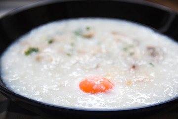 A dish of Thai porridge.