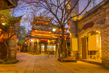 Fototapeta na wymiar Night scene of Huanglong Valley town in Chengdu