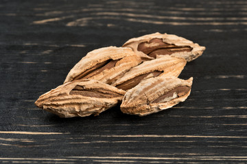 Uzbek almonds in shell