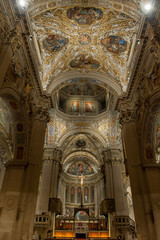Fototapeta na wymiar interior basilica