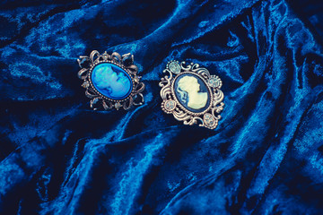 Ancient Victorian brooch lady with camellias 