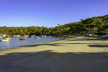 Fototapeta na wymiar One of the many beaches that make up the coast of the city of Buzios in Rio de Janeiro