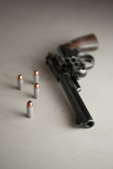 Naklejka premium classic revolver handgun