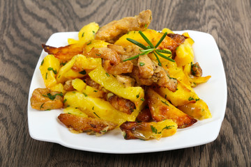 Fried potato with pork