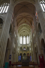 Fototapeta premium Nef de la cathédrale de Senlis, France