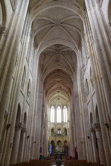 Fototapeta premium Nef de la cathédrale de Senlis, France