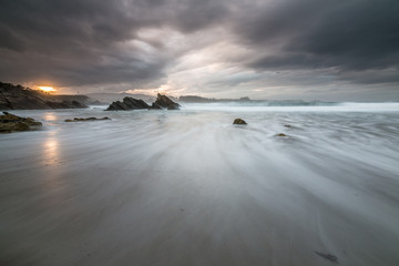Fototapeta premium Stormy afternoon at Arnao beach