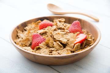 corn flakes with strawberry