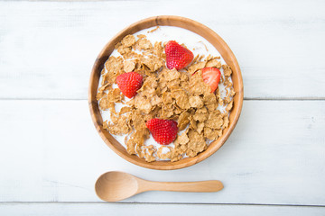 corn flakes with strawberry