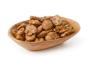 Pekannüsse, gebrannt, Holzschale
