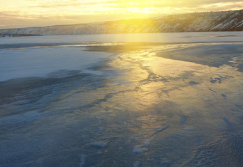 frozen scenery and sun rays