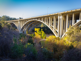 Fototapeta na wymiar Open-Spandrel Arch - Concrete - CA 134 - Pasadena, CA