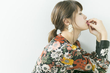 女性