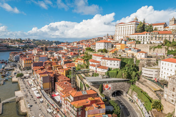 Obraz premium Panoramic view of Porto Portugal