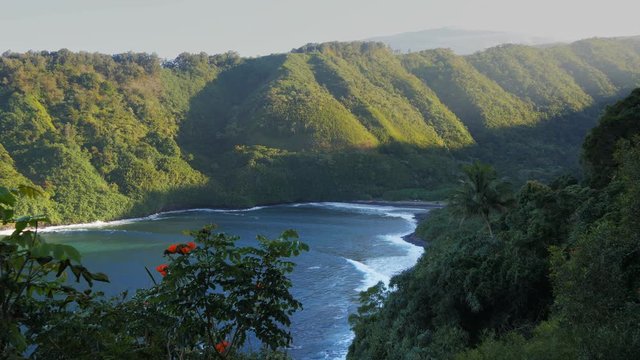 maui's honomanu bay and and the road to hana