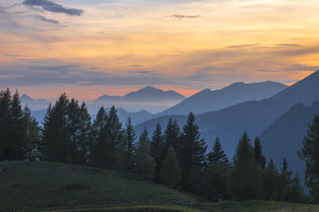 Fototapeta na wymiar Monte Avaro sunset
