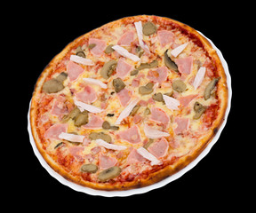 pizza with bacon, chicken and mushrooms
