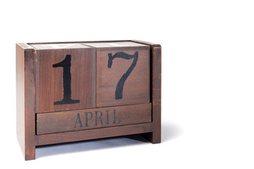 Wooden Perpetual Calendar set to April 17th