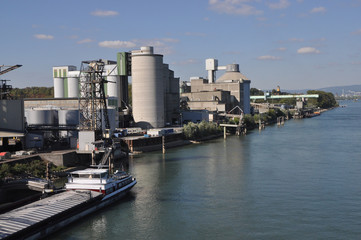 Industrie bei Mainz