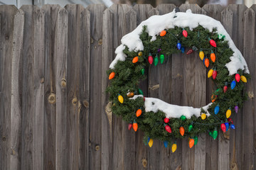 Wreath outside in the winter time_292