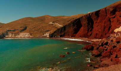 Fototapeta na wymiar Wide angle shot of the red beach in Santorini, Greece