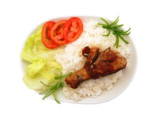 Fried chicken with rice and fresh salad