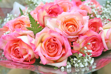 Obraz na płótnie Canvas Beautiful pink rose flowers bouquet