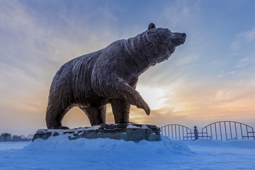 Sculpture with a bear