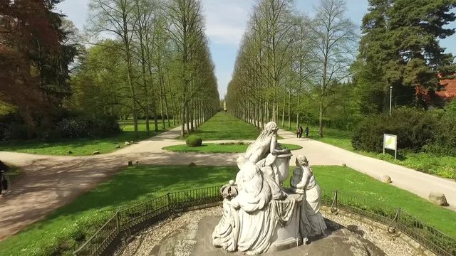 Celle Franz&ouml;sichergarten Brunnen