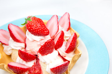 strawberry ice cream tasty sweet dessert
