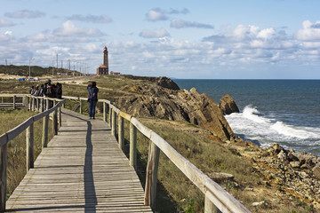 Obraz premium Path of Lighthouse of Penedo da Saudade
