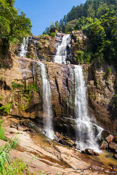 Ramboda Falls, Sri Lanka. © saiko3p