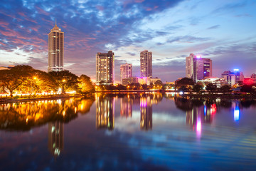 Colombo city skyline view - obrazy, fototapety, plakaty