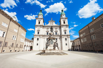 Naklejka premium Katedra w Salzburgu w Salzburgu