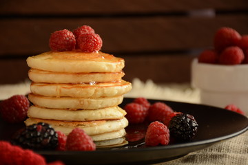 pancakes with honey