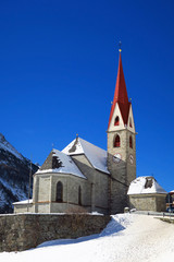 Fototapeta na wymiar Rein in Taufers, Kirche, Südtirol, Italien