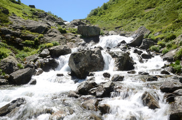 Красивый Имеретинский водопад летом, Западный Кавказ
