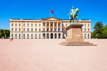Oslo Royal Palace, Norway - obrazy, fototapety, plakaty