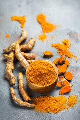 Raw turmeric root curcuma longa powder