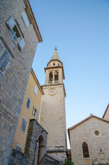 Obraz premium Narrow street in old district of Budva, Montenegro