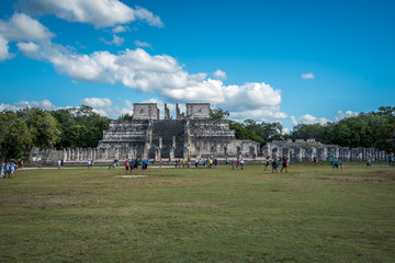 Fototapeta na wymiar Ancient Mayan Pyramid 