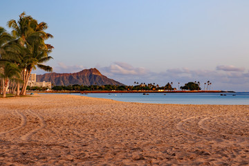 Evening view of Diamond head mountain from Ala Moana Beach Park, Oahu, Hawaii