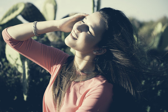 Close up of a 18Y old girl in a rural location