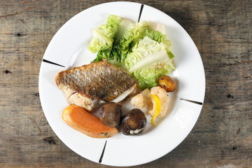 Grilled Seabass vegetable and salad