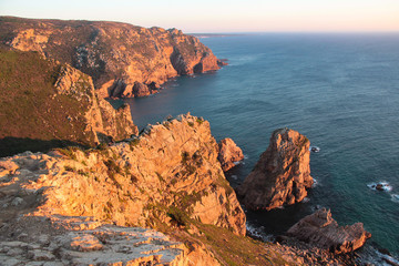 Europas Sch&ouml;nheiten der Stand, Land, Natur und Stra&szlig;en mit Sonne, Wolken und Nebel