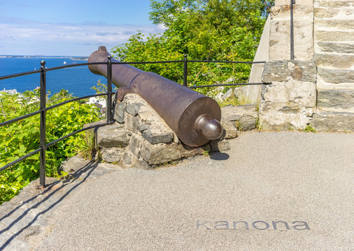 Alte Kanone auf dem Aksla in Alesund, Norwegen