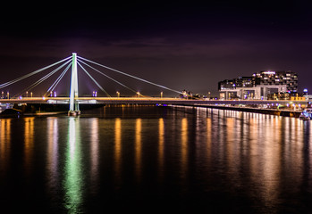 bridge at night 